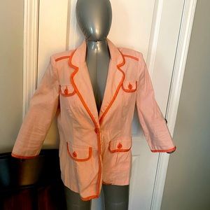 Robert Louis casual blazer for the office or gathering.